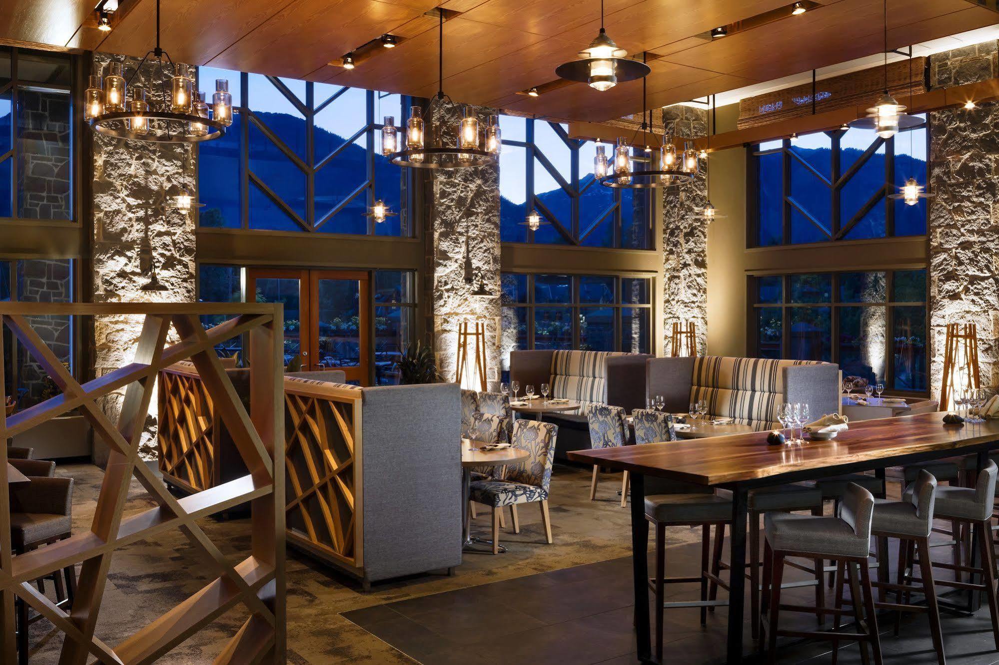 Aparthotel The Westin By Latour Whistler Exterior foto