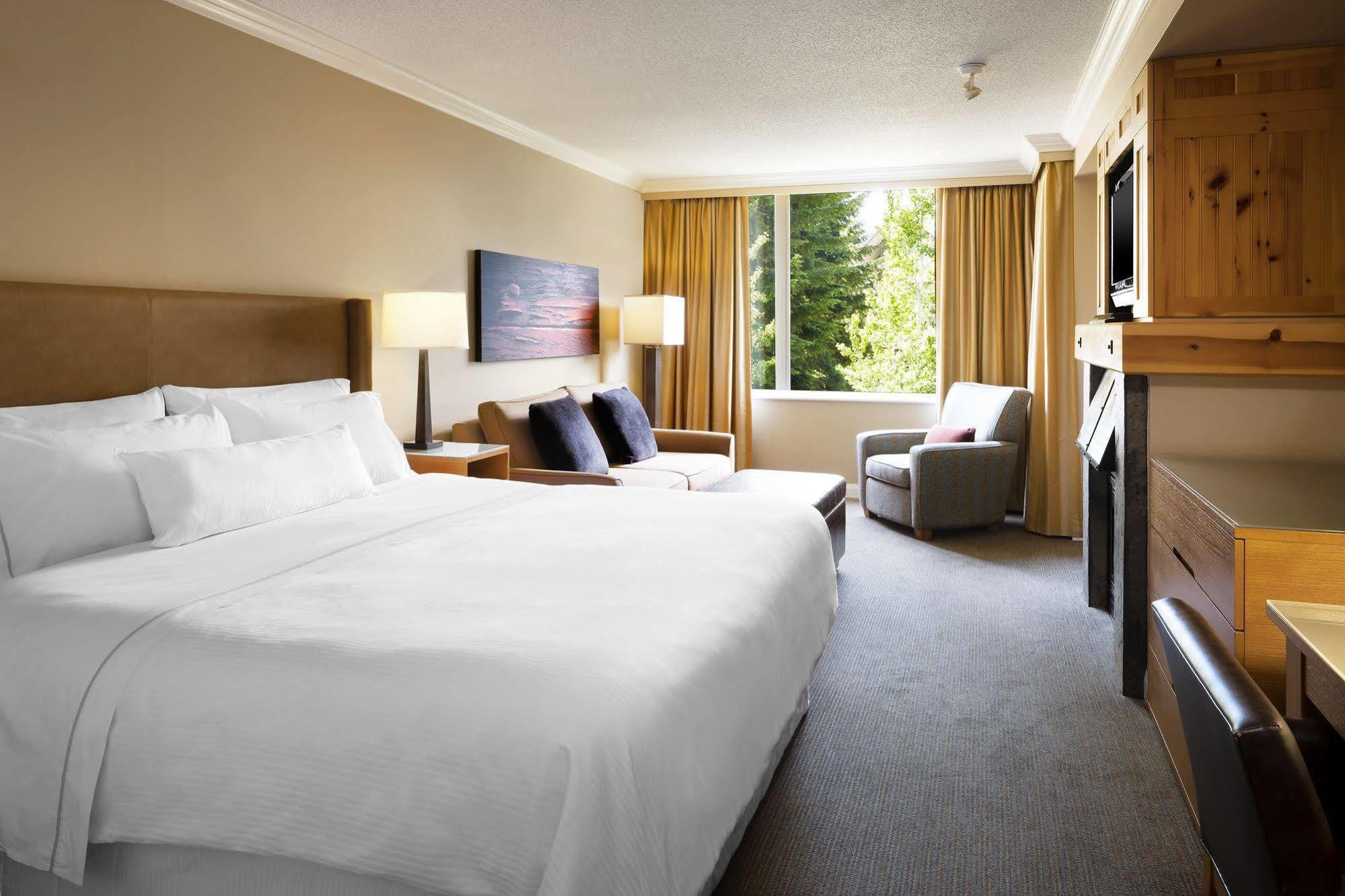 Aparthotel The Westin By Latour Whistler Exterior foto